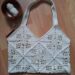 Bolso tejido a crochet con Granny Square, proyecto realizado a partir de cuadrados tejidos a mano